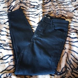 Black Old Navy jeans